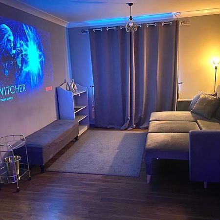 Lovely, Two Bedroom Apartment Central Location Londra Esterno foto